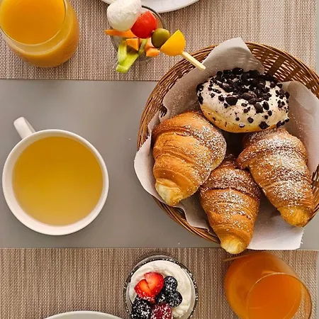 Отель Mirage 3*