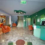 Mirage Szálloda 3*