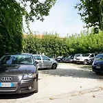 Mirage Szálloda