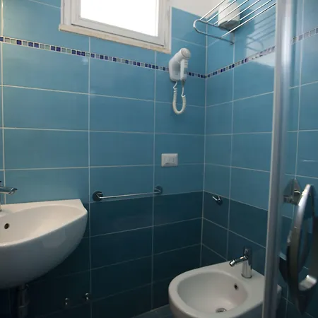 Mirage Szálloda 3*