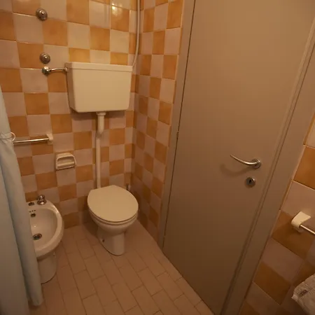 Mirage Hotel 3*