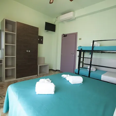 Mirage Szálloda 3*
