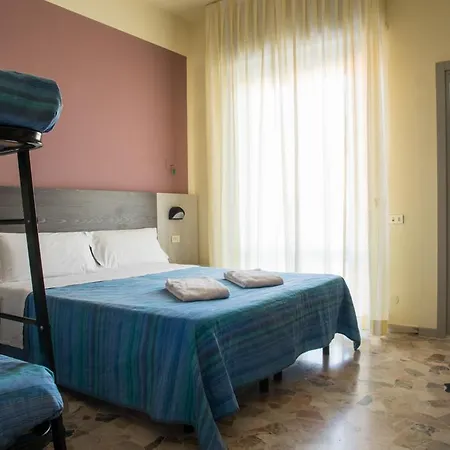 Hotel Mirage 3*