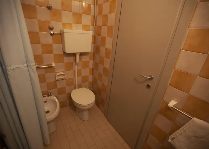 幻影酒店 酒店 3*